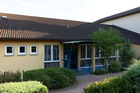 Quelle: ©EvKirchePF Bild Gemeindehaus Markusgemeinde